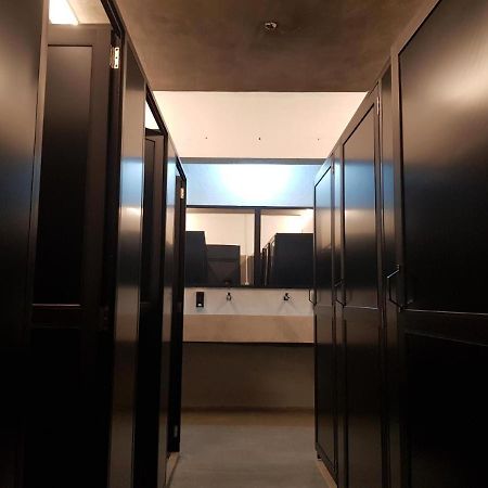 Hari Hari Hostel Велігама Екстер'єр фото