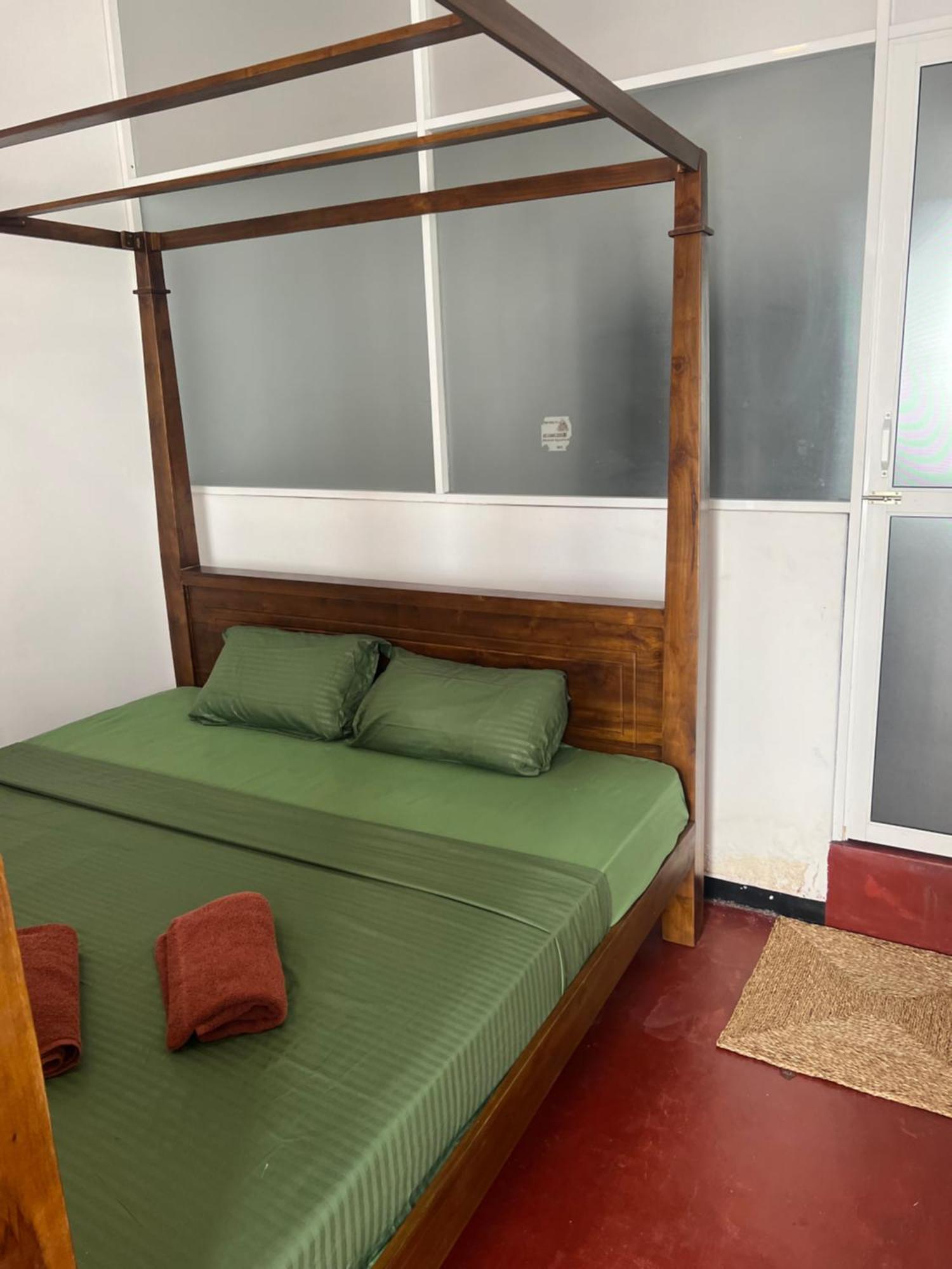 Hari Hari Hostel Велігама Екстер'єр фото